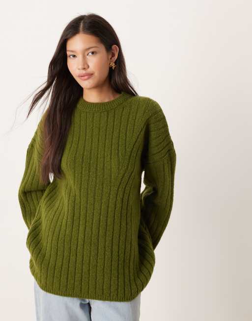 ASOS DESIGN - Maglione girocollo taglio lungo verde oliva a coste
