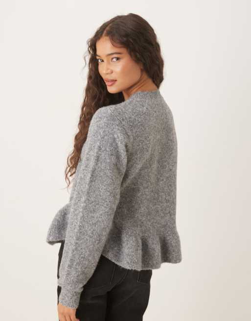 ASOS DESIGN - Maglione grigio con fondo arrotondato con volant, 3 di 4