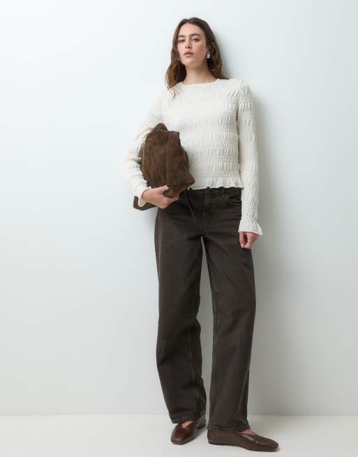 ASOS DESIGN maglione lavorato a maglia con dettaglio smock in ecrù, 2 di 5