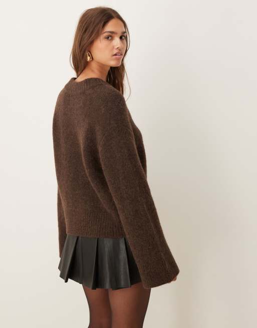 ASOS DESIGN - Maglione marrone in misto lana di alpaca con scollo a V, 4 di 4