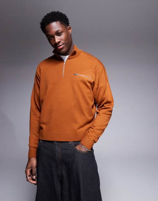 ASOS DESIGN - Maglione squadrato oversize marrone con zip corta, collo a imbuto e tasca sul davanti