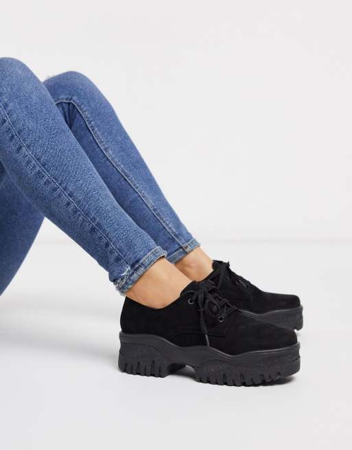 chunky lace up flat shoes in black