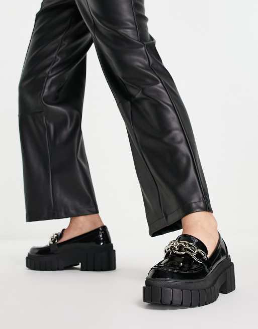 ASOS DESIGN - Magnum - Loafers met superdikke zool en ketting in zwart