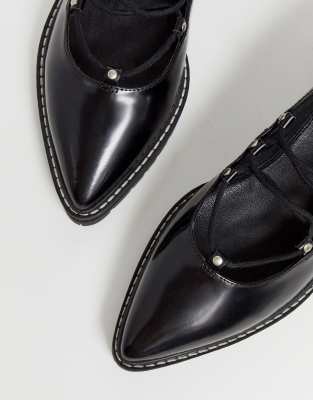 pointed leather flat shoes