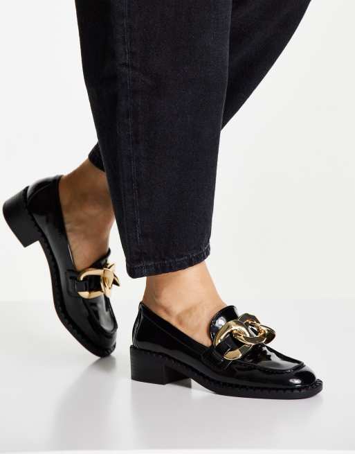 ASOS DESIGN - Mailbox - Loafers met statement ketting in zwart