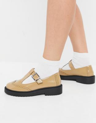 beige mary jane shoes