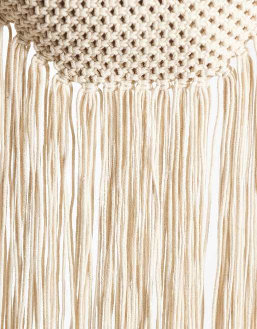 ASOS DESIGN – Makramee-Schultertasche in Neutral mit Fransendetail, 3 von 4