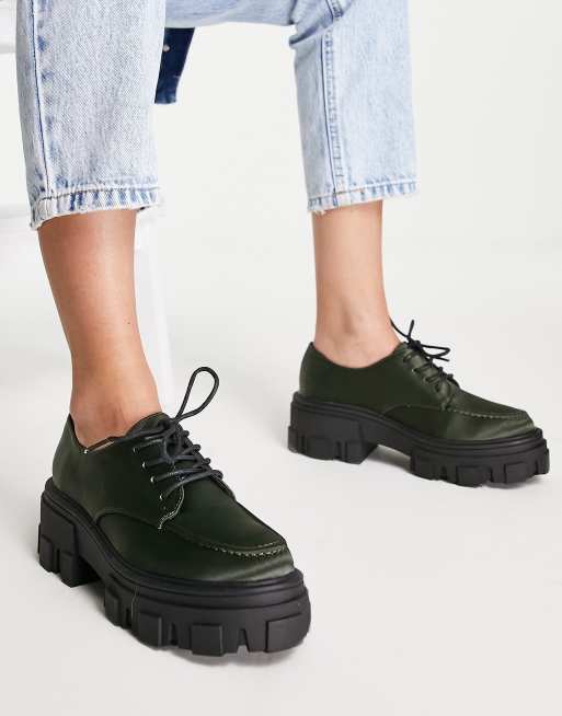 ASOS DESIGN - Mall - Platte met en dikke zool in kaki |