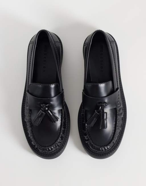 ASOS DESIGN Mallory chunky trim fringe loafers in black, 2 of 4
