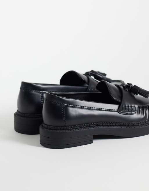 ASOS DESIGN Mallory chunky trim fringe loafers in black, 3 of 4