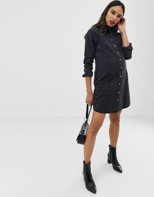 ASOS DESIGN – Mammakläder – svart figursydd cowboyskjortklänning i denim, 4 av 4