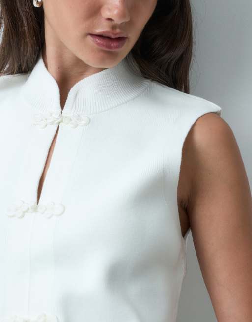 ASOS DESIGN mandarin collar knit sleeveless top in white, 3 of 4