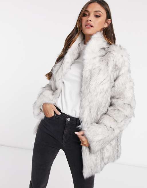 manteau col fourrure blanche