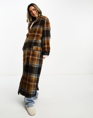 ASOS DESIGN - Manteau dad habillé en laine mélangée brossée à carreaux - Marron | ASOS