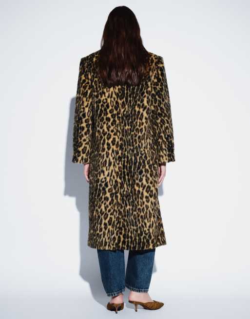 ASOS DESIGN manteau long en faux-fur à imprimé léopard, 4 de 5