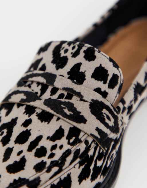 ASOS DESIGN – Mantra – Grå leopardmönstrade platta loafers, 4 av 4