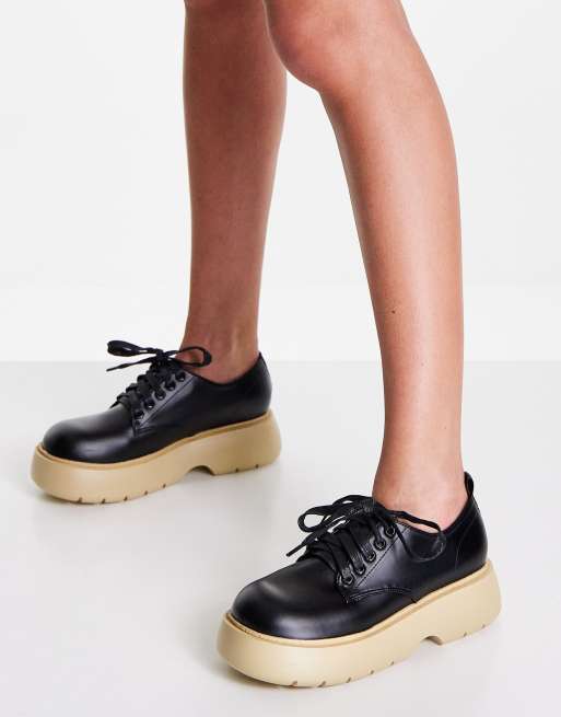 ASOS DESIGN - Marching - Flade, chunky sko med snørebånd i sort
