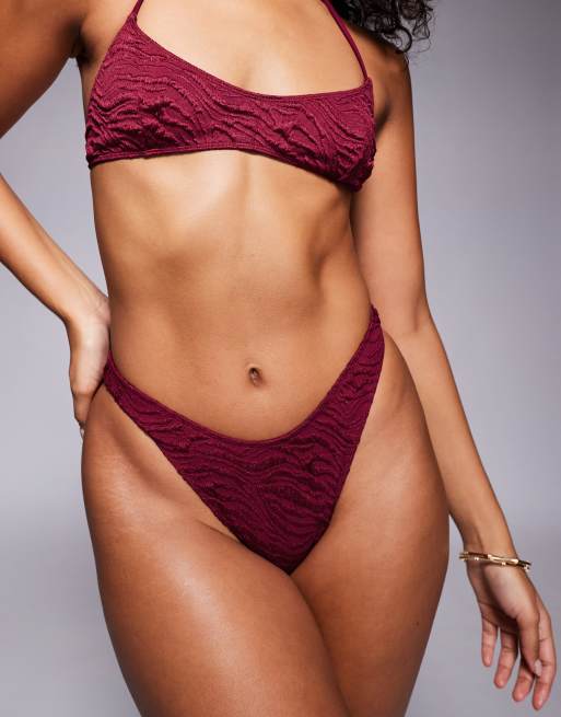 ASOS DESIGN – Maria – Bordowy fakturowany dół od bikini o wysoko wyciętym fasonie hipster