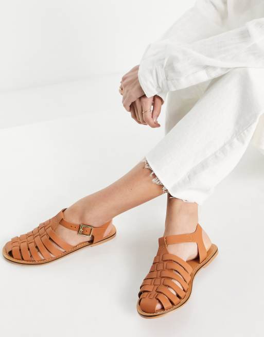 ASOS DESIGN – Marina – Ljusbruna platta läderskor med bred passform, 2 av 4