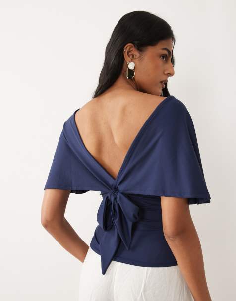 ASOS DESIGN – Marinblå, ärmlös topp i polyamid med djup ringning, rynkade detaljer och knytning baktill - view 1
