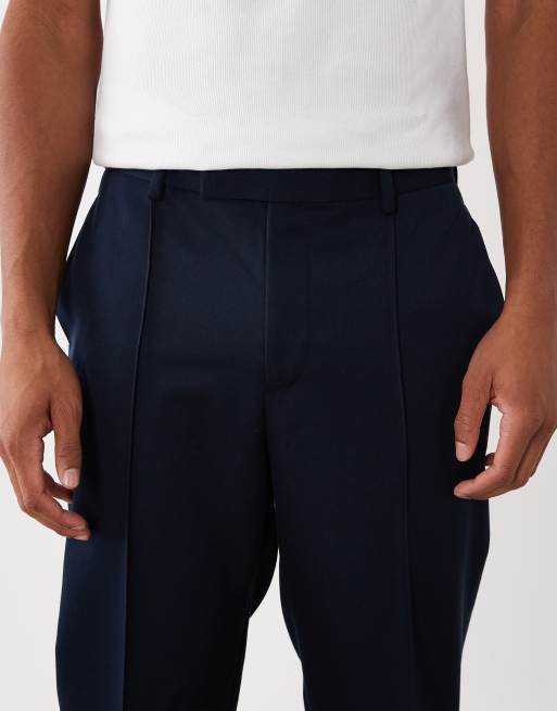 ASOS DESIGN – Marinblå, avsmalnande finbyxor med stråveck framtill, 5 av 5