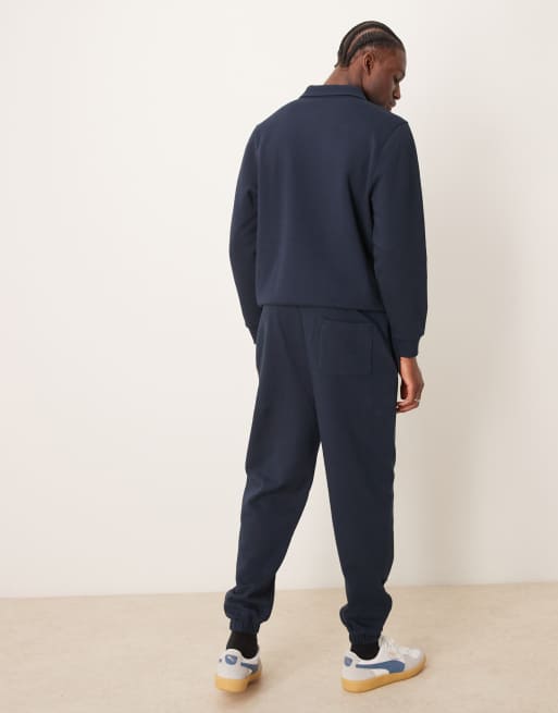 ASOS DESIGN – Marinblå, avsmalnande mjukisbyxor med stråveck, del av set, 4 av 5