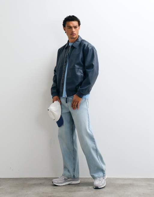 ASOS DESIGN – Marinblå bomberjacka i läderimitation och oversize, 4 av 5