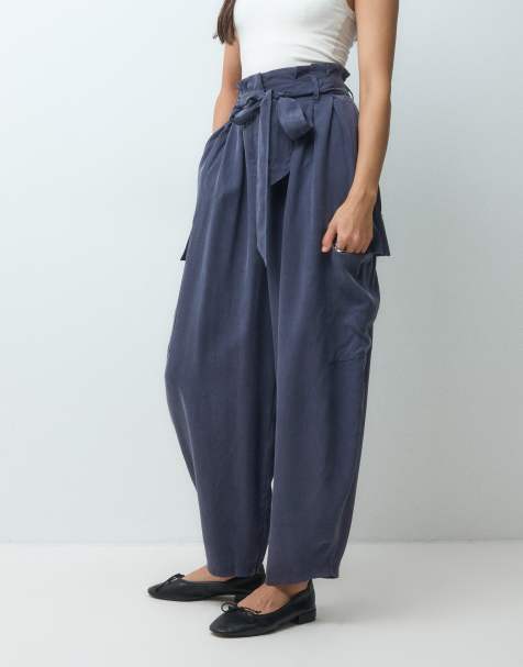ASOS DESIGN – Marinblå, mjuka cargobyxor med ballongben och skärp - view 1