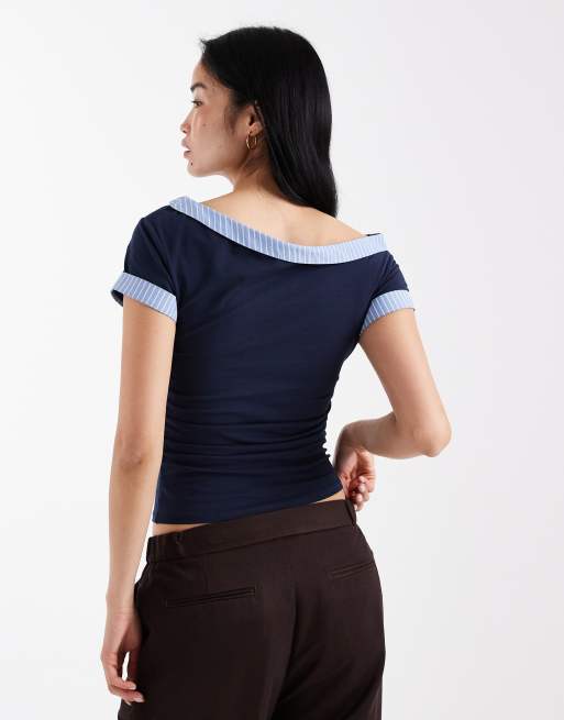 ASOS DESIGN – Marinblå, randig topp i hybridstil med poplinfåll och sänkt axelsöm, 4 av 4