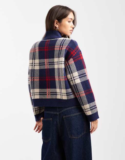 ASOS DESIGN – Marinblå, rutig tröja med boxig passform, hög v-ringning och Feliz Navidad-broderi, 4 av 4