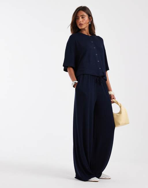 ASOS DESIGN – Marinblå, strukturstickade byxor med vida ben, del av set, 2 av 5