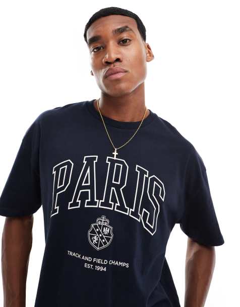 ASOS DESIGN – Marinblå t-shirt i boxig oversize-passform med tryck i collegestil framtill - view 1
