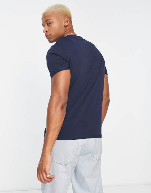 ASOS DESIGN – Marinblå t-shirt med rund halsringning och uppvikt ärm, 2 av 4