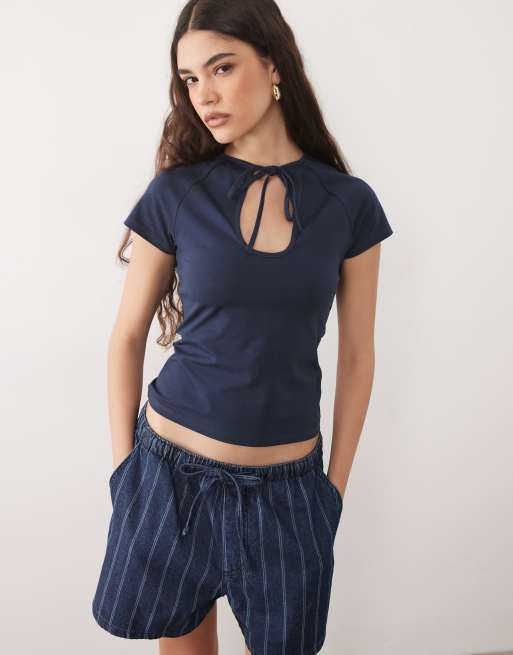 ASOS DESIGN – Marinblå topp med holkärmar och nyckelhålsöppning, 4 av 4