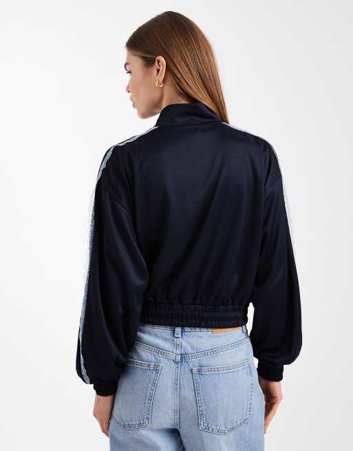 ASOS DESIGN – Marinblå träningsjacka i trikå med spetskant och ståkrage, 4 av 4