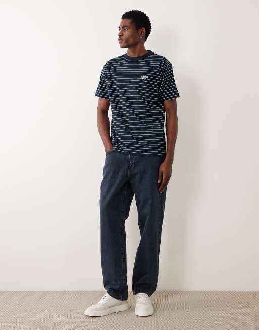 ASOS DESIGN - Marineblå afslappet T-shirt med tekstgrafik og striber, 2 af 5
