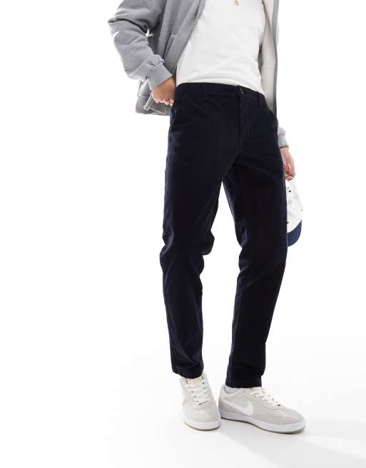ASOS DESIGN - Marineblå bukser i jernbanefløjl med indsnævrede ben , 4 af 5