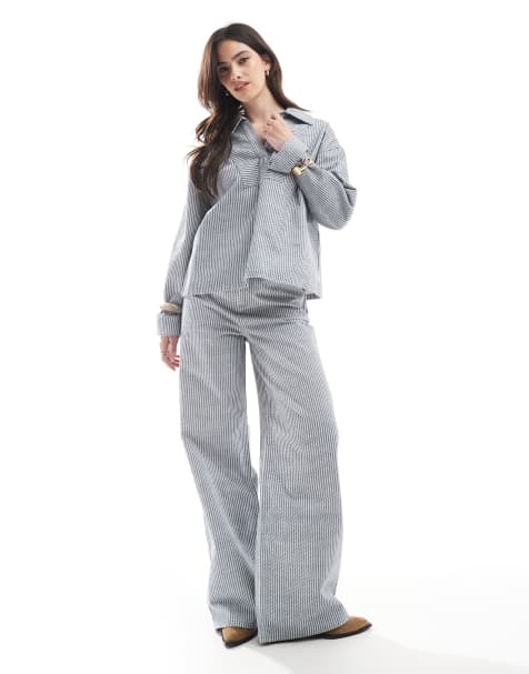 ASOS DESIGN - Marineblå denimjeans med justerbar rem i taljen og striber - view 1