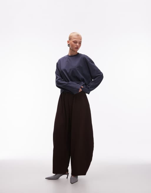 ASOS DESIGN - Marineblå, kasseformet og cropped T-shirt med lange ærmer, 2 af 4