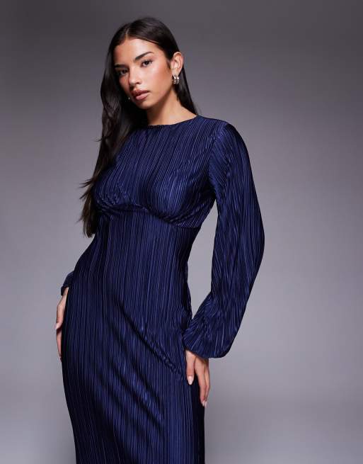 ASOS DESIGN - Marineblå lang maxikjole med plisseringer og pufærmer, 2 af 4