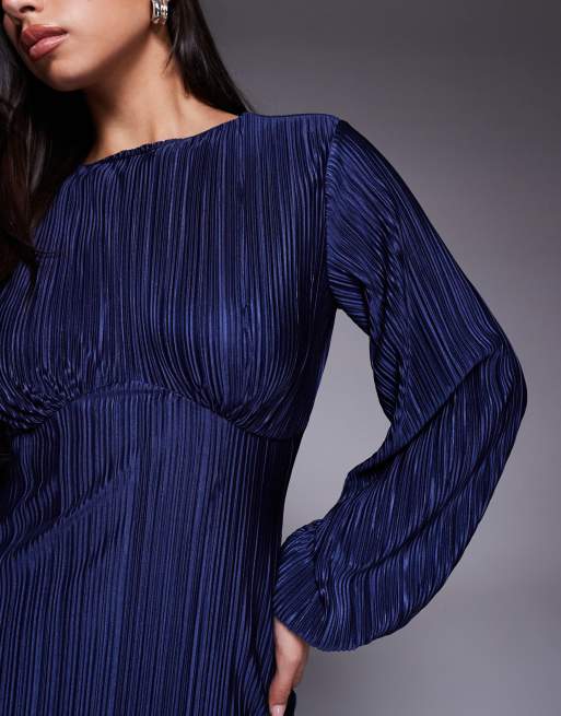 ASOS DESIGN - Marineblå lang maxikjole med plisseringer og pufærmer, 4 af 4