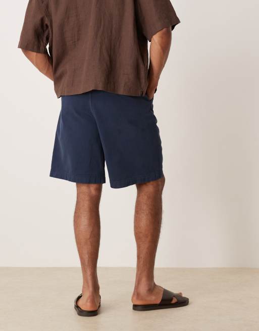 ASOS DESIGN - Marineblå mellemlange shorts med dobbelte plisseringer, 4 af 5