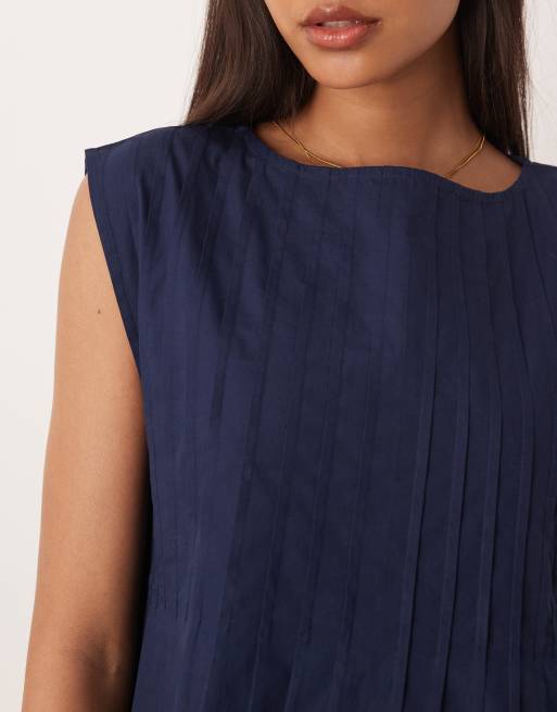 ASOS DESIGN - Marineblå minikjole med bred halsudskæring og pintucks, 2 af 4