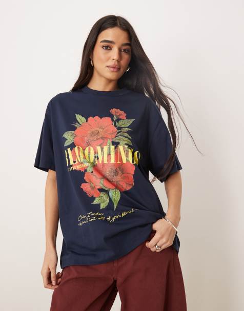 ASOS DESIGN - Marineblå oversized T-shirt med blomstergrafik - view 1
