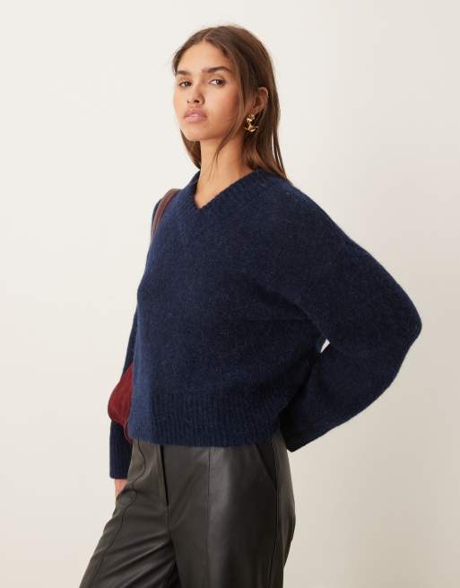 ASOS DESIGN - Marineblå striktrøje i alpaka-uldblanding med v-hals, 4 af 4