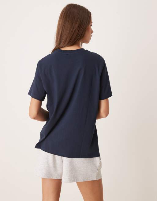 ASOS DESIGN - Marineblå T-shirt med 'L'amour Paris'-grafik i regular fit, 3 af 4