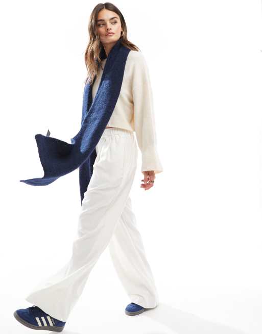 ASOS DESIGN - Marineblåt halstørklæde i alpakauld, 2 af 4