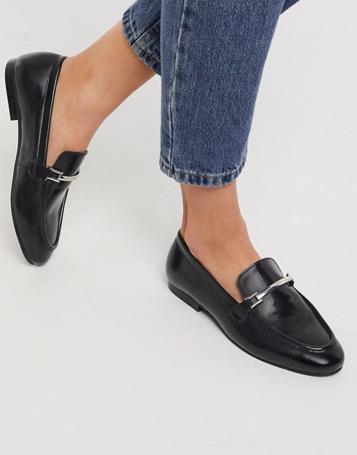 ASOS DESIGN Mariot leather chain loafers in black | ASOS