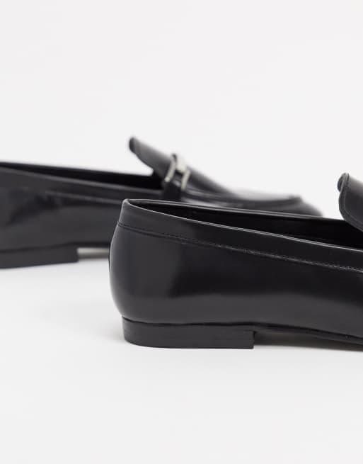 ASOS DESIGN - Mariot - Mocassins en cuir avec chaîne - Noir, 4 de 4