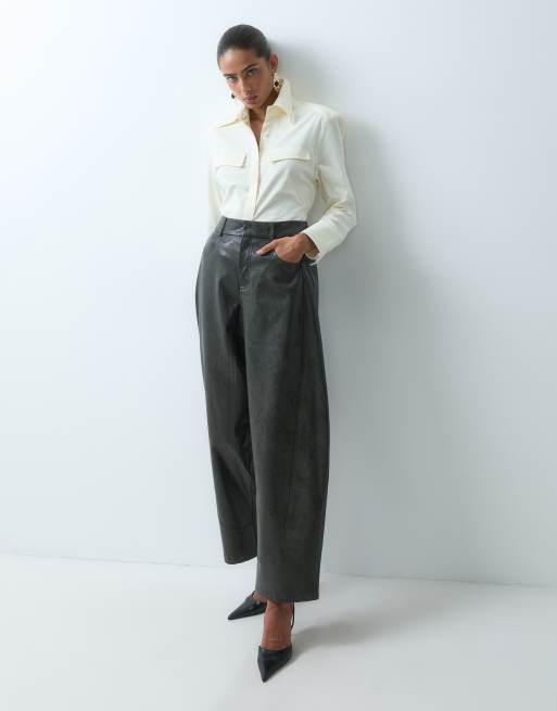 ASOS DESIGN markerad midja med oversized axelvaddar i krämfärg, 4 av 4